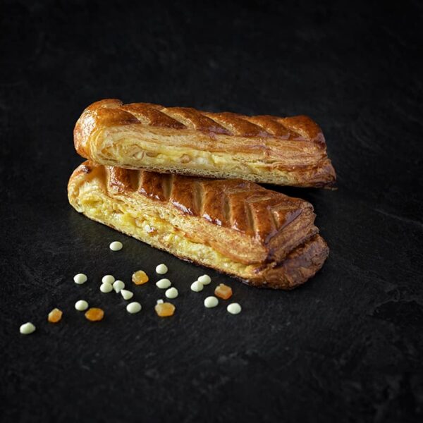 Orange & white chocolate small swiss