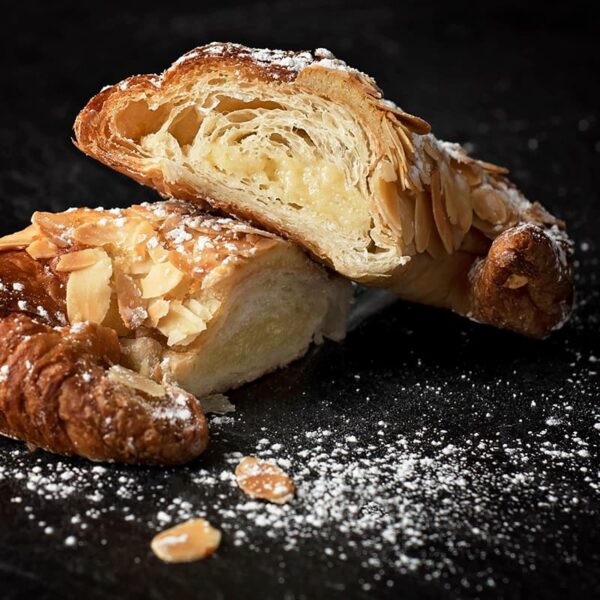 Croissant aux amandes