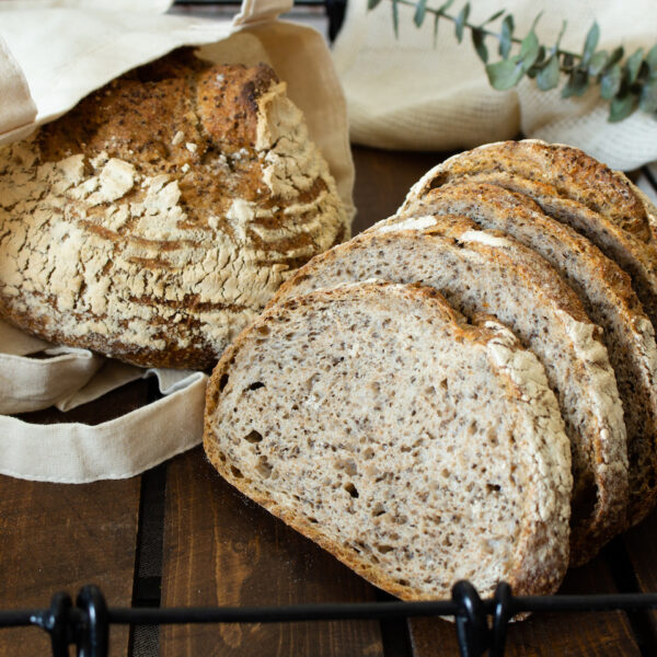 Spelt & chia miche